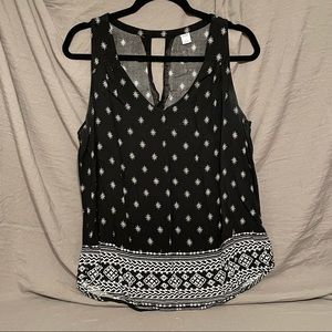 Old Navy V-neck Tank